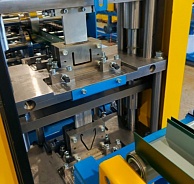 Двухэтажная линия профилирования и перфорации легких профилей ЛПС210-02